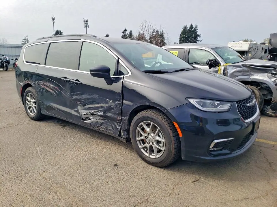 2022 CHRYSLER PACIFICA TOURING  