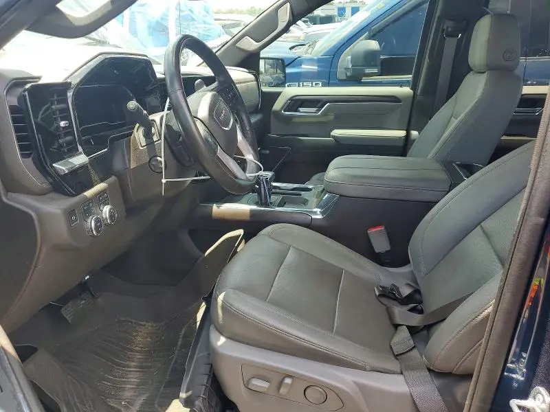 2023 GMC SIERRA K1500 SLT  