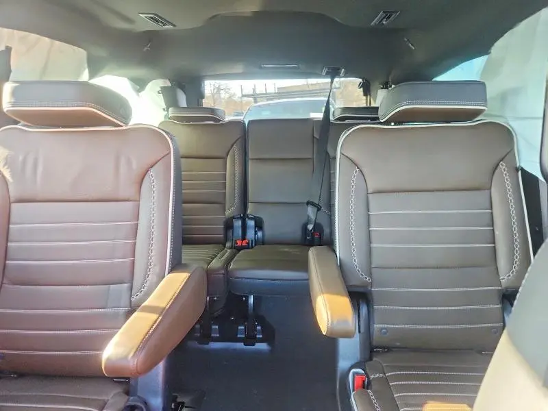 2025 GMC YUKON DENALI ULTIMATE  