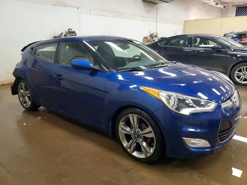 2017 HYUNDAI VELOSTER VALUE EDITION  