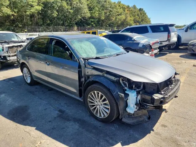 2017 VOLKSWAGEN PASSAT SE  