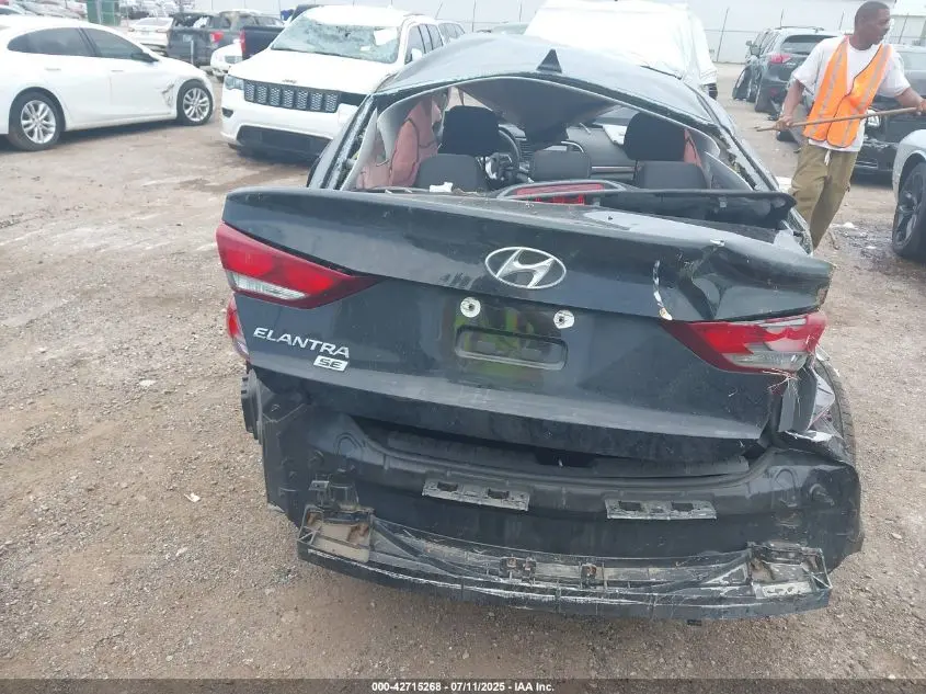 2018 HYUNDAI ELANTRA SE