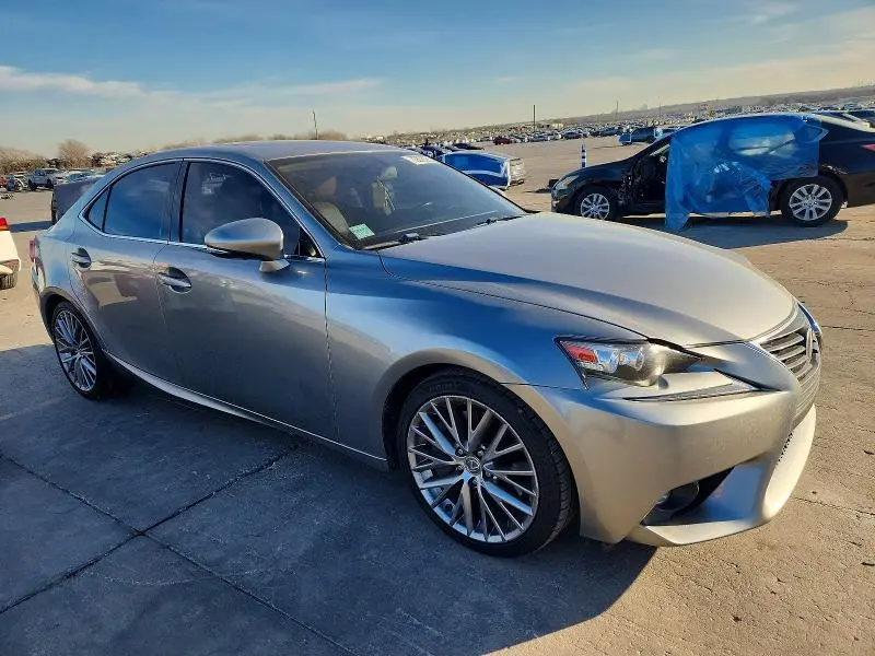 2016 LEXUS IS 300  