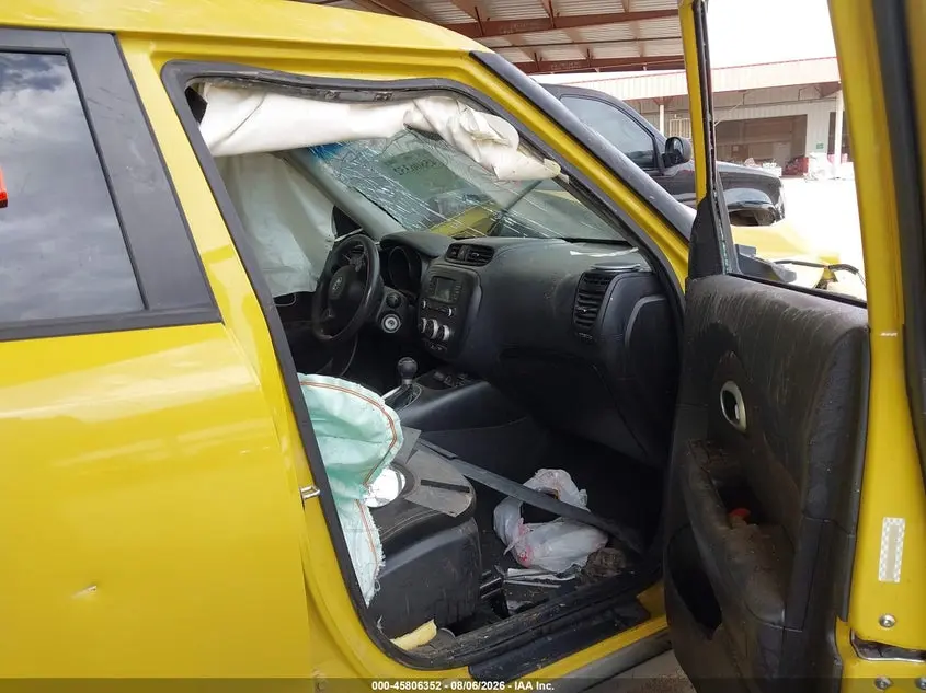 2014 KIA SOUL +