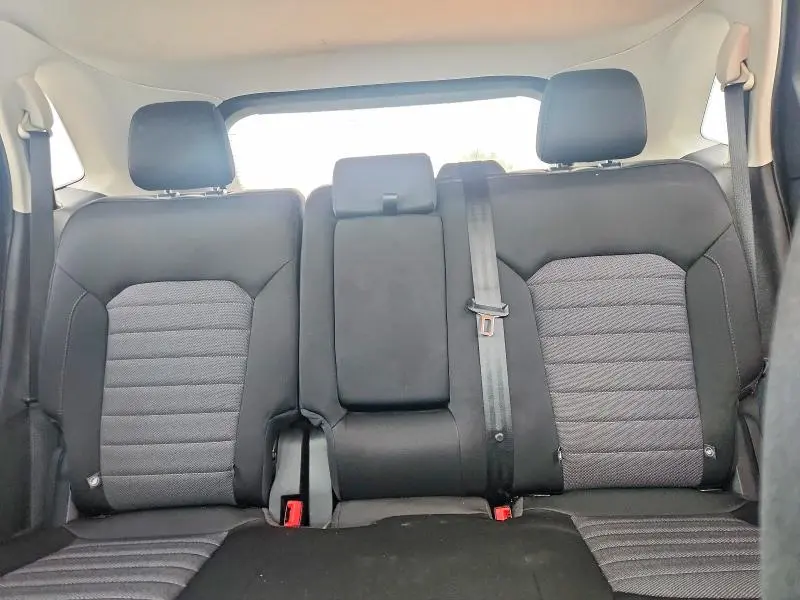 2021 FORD EDGE SE  