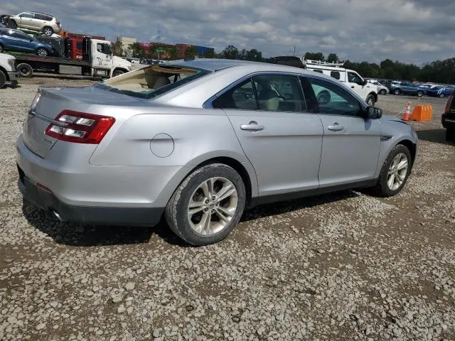 2015 FORD TAURUS SE  