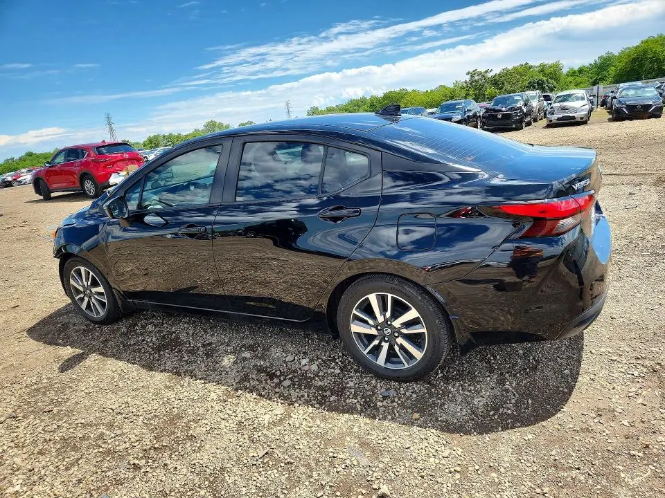 2021 NISSAN VERSA SV  