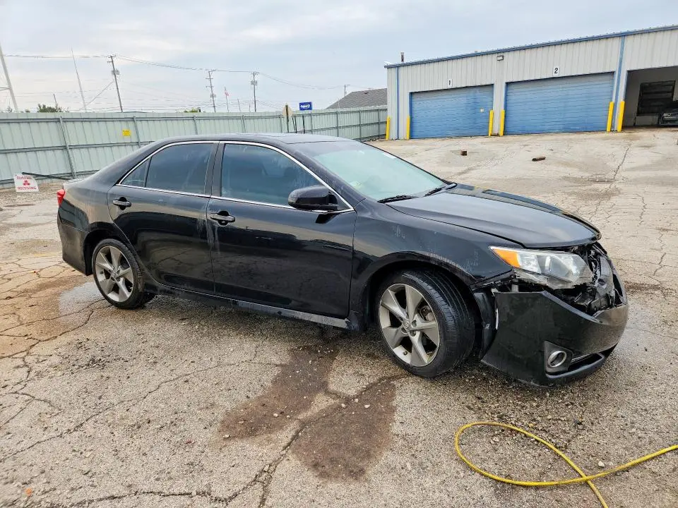 2014 TOYOTA CAMRY SE SPORT  