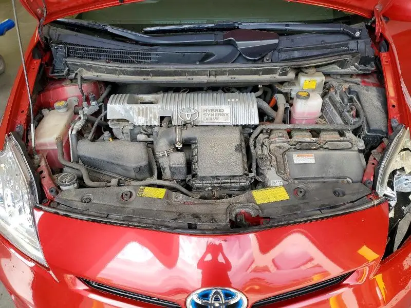 2013 TOYOTA PRIUS TWO  