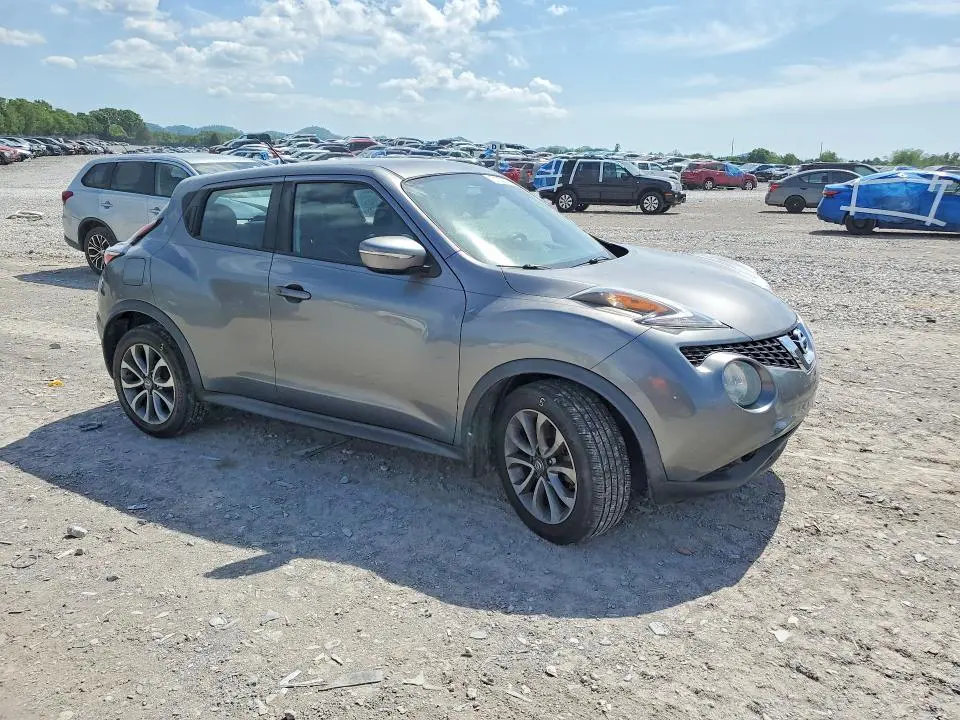 2015 NISSAN JUKE S  