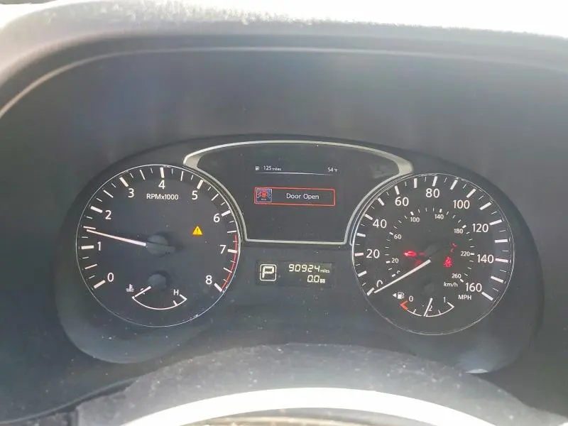 2014 NISSAN PATHFINDER SV  