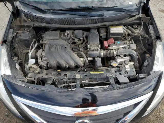 2019 NISSAN VERSA S  