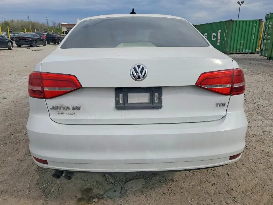 2015 VOLKSWAGEN JETTA TDI  