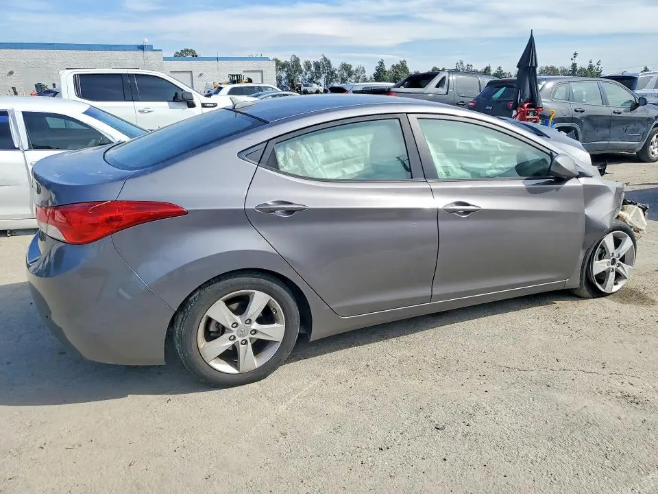 2011 HYUNDAI ELANTRA GLS  