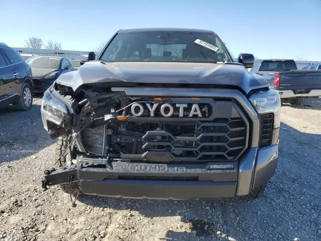 2024 TOYOTA TUNDRA CREWMAX LIMITED  