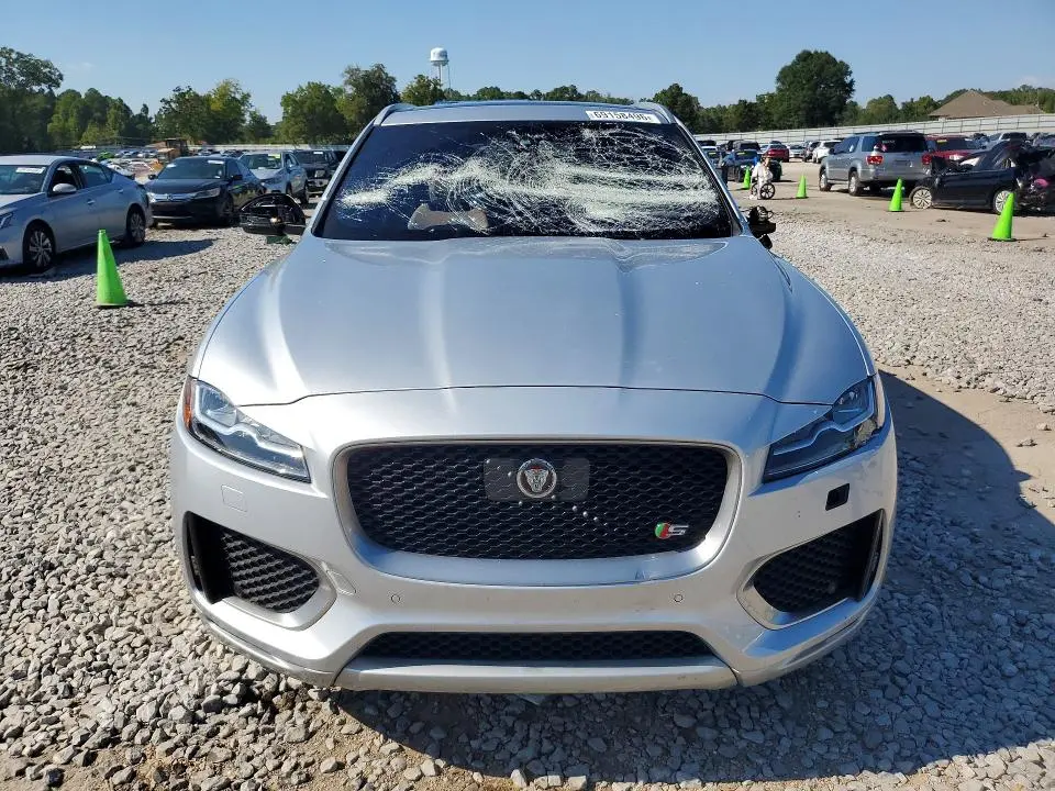 2019 JAGUAR F-PACE S  