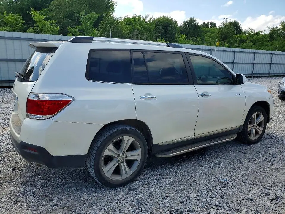 2013 TOYOTA HIGHLANDER LIMITED  