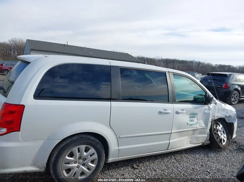 2016 DODGE GRAND CARAVAN SE