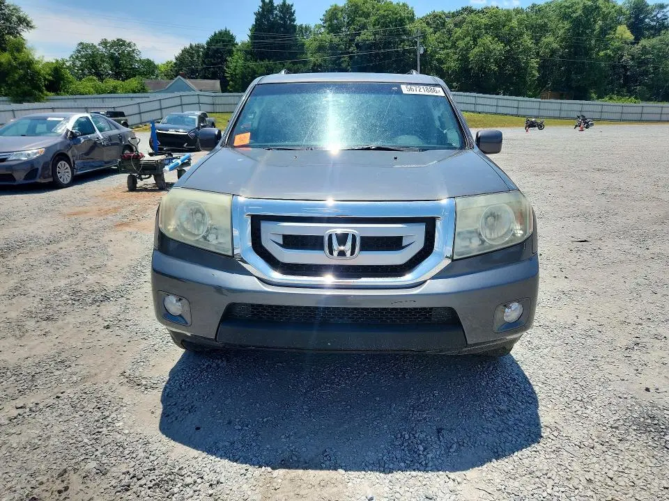 2011 HONDA PILOT EX  