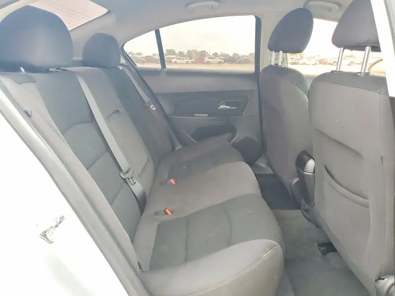 2015 CHEVROLET CRUZE LT  