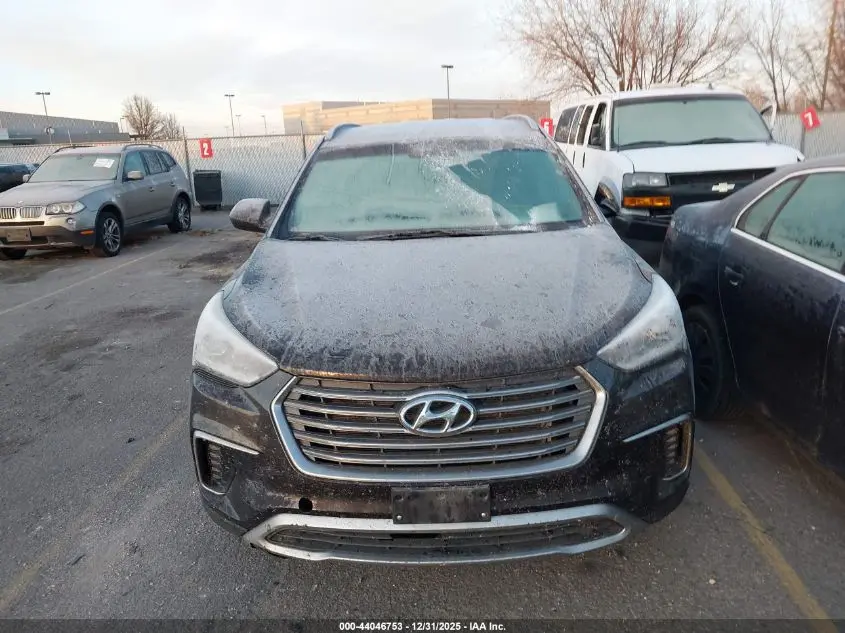 2017 HYUNDAI SANTA FE SE