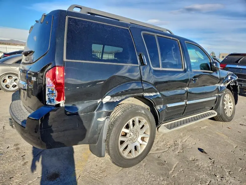2010 NISSAN PATHFINDER S  