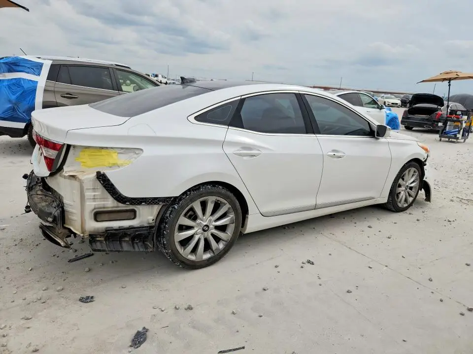 2013 HYUNDAI AZERA BASE  