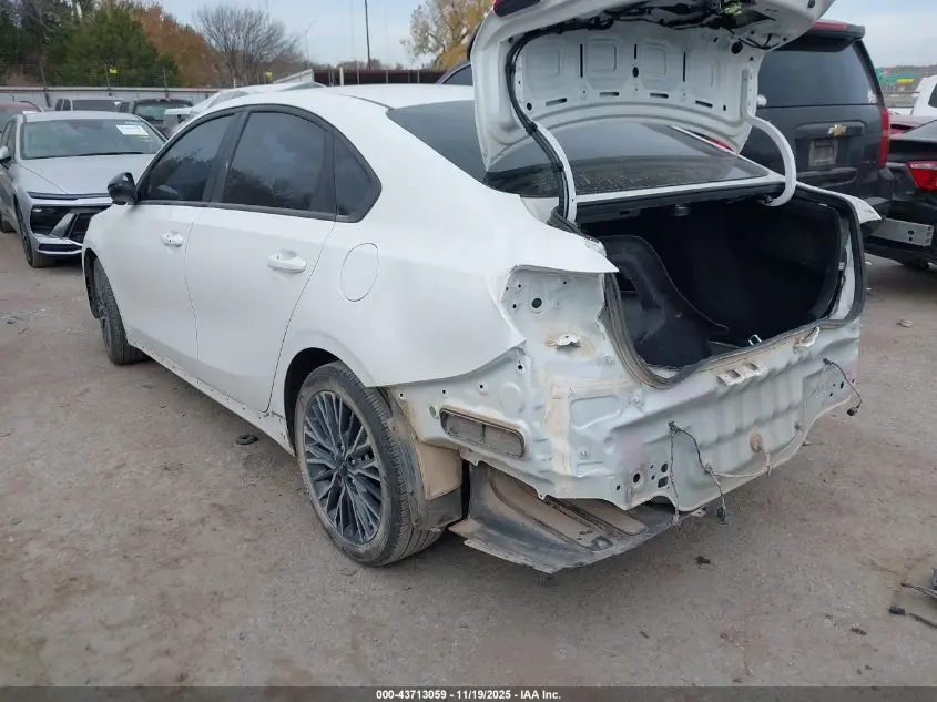 2024 KIA FORTE GT-LINE