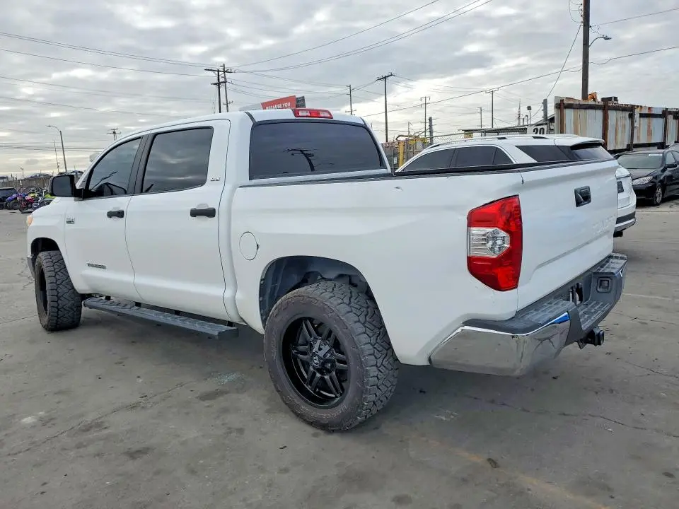 2014 TOYOTA TUNDRA CREWMAX SR5  