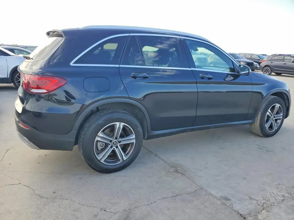 2020 MERCEDES-BENZ GLC 300  