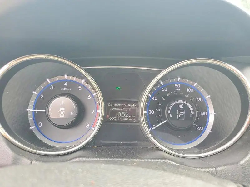 2011 HYUNDAI SONATA GLS  
