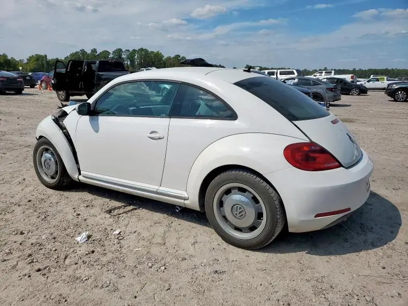 2012 VOLKSWAGEN BEETLE   