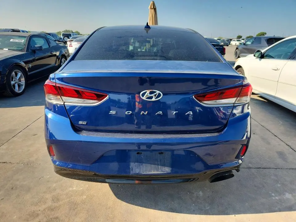 2018 HYUNDAI SONATA SE  