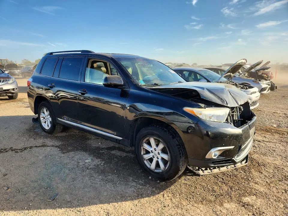 2011 TOYOTA HIGHLANDER BASE  
