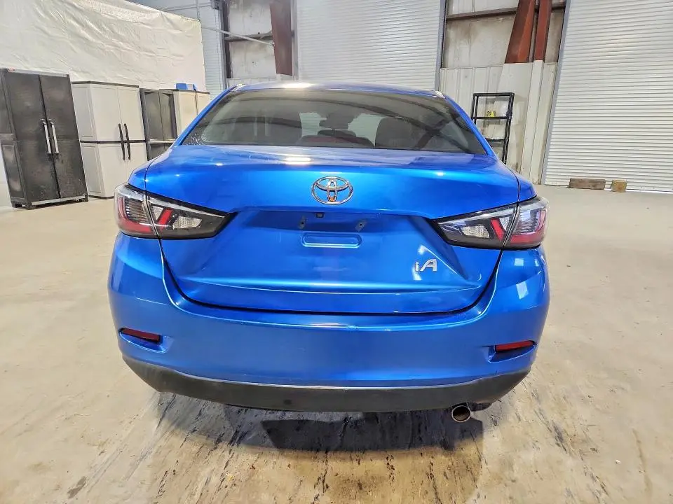 2017 TOYOTA YARIS IA BASE  