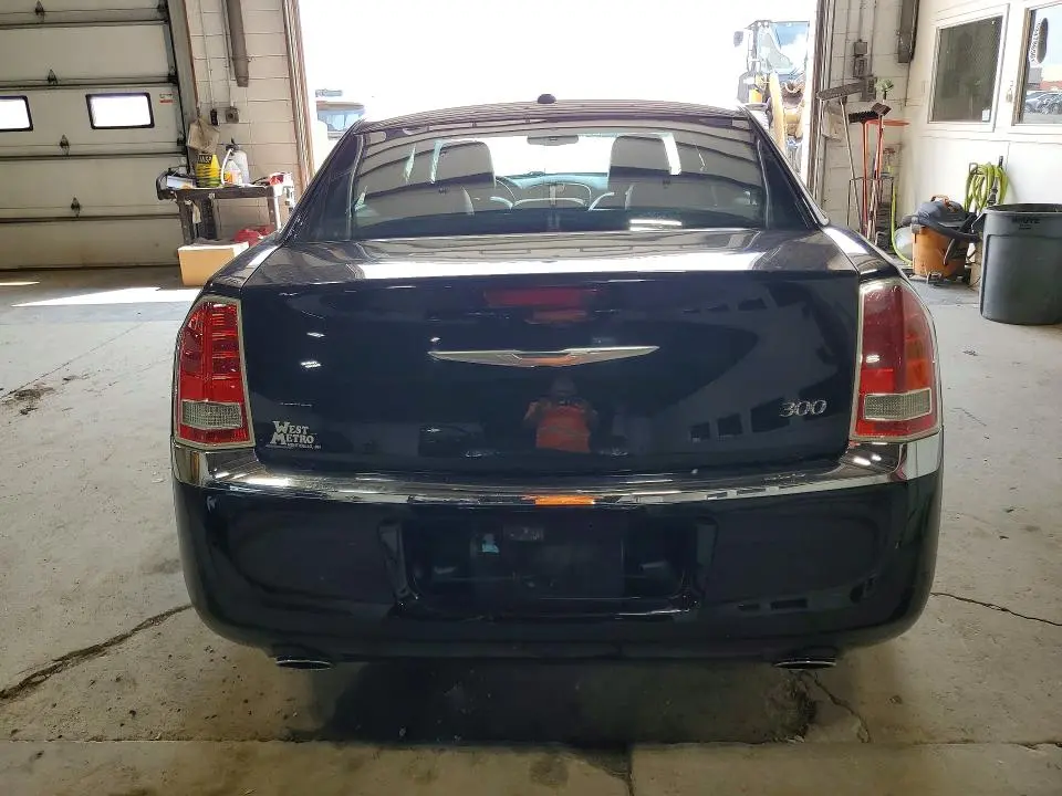 2012 CHRYSLER 300 LIMITED  