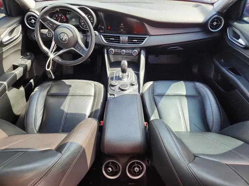 2017 ALFA ROMEO GIULIA Q4  