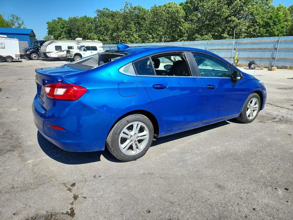 2016 CHEVROLET CRUZE LT  