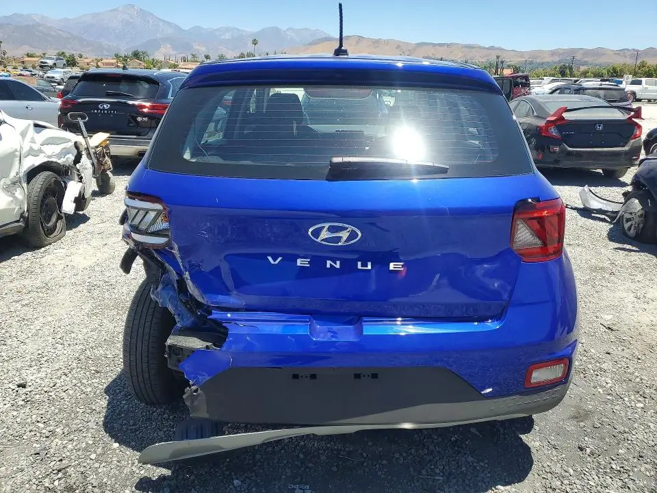 2023 HYUNDAI VENUE SE  
