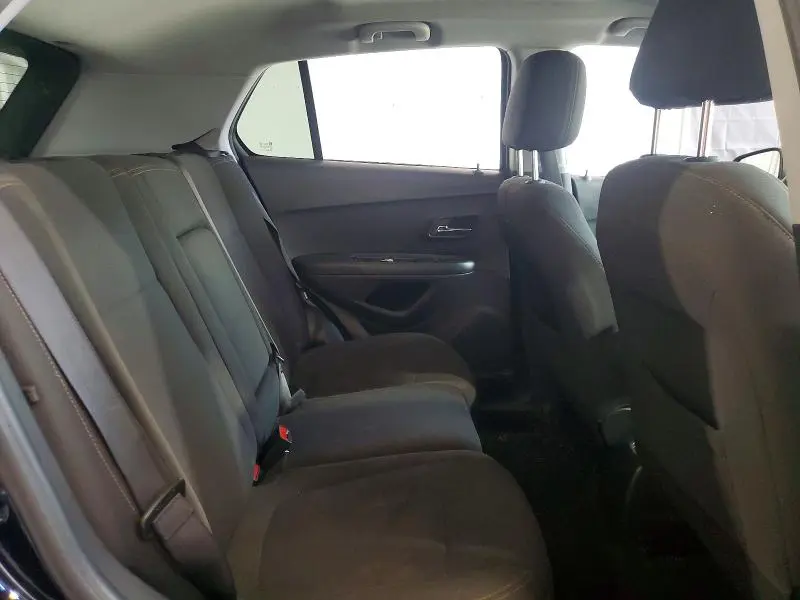 2022 CHEVROLET TRAX LS  