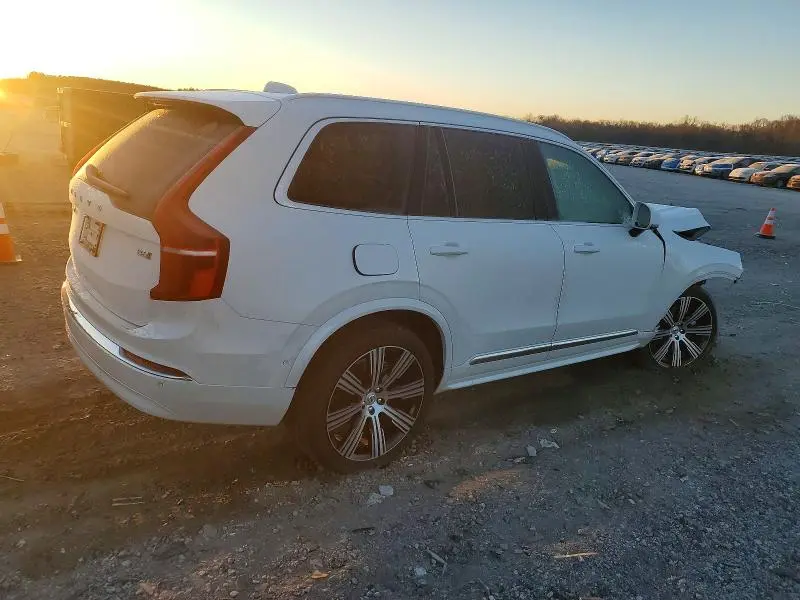 2024 VOLVO XC90 PLUS  