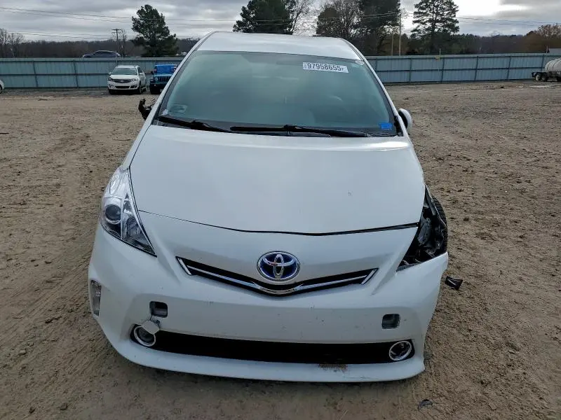 2014 TOYOTA PRIUS V   