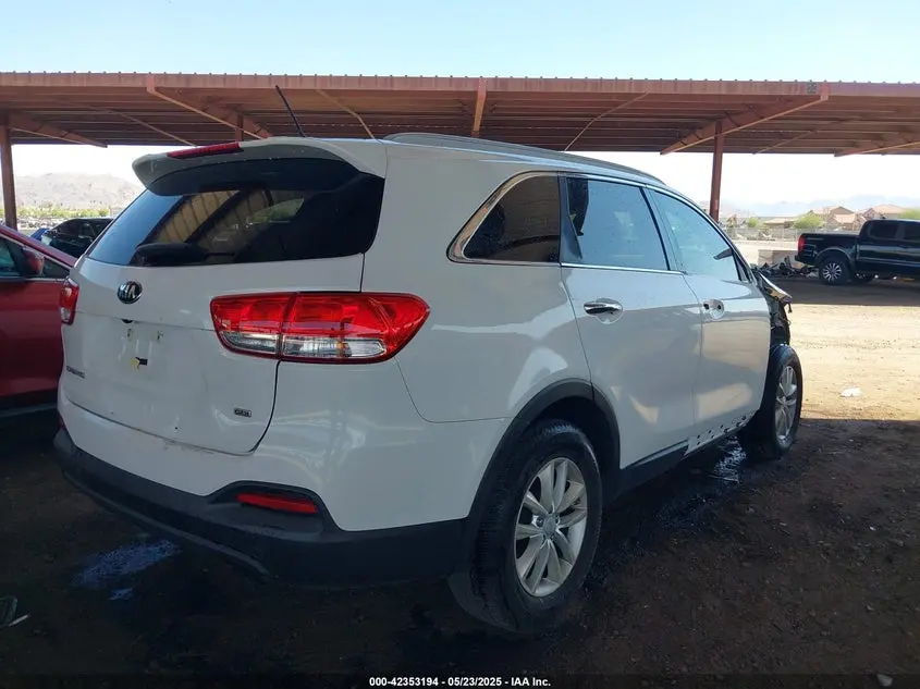2016 KIA SORENTO 2.4L LX