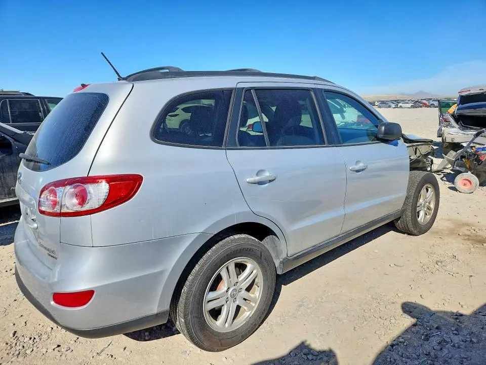 2010 HYUNDAI SANTA FE GLS  