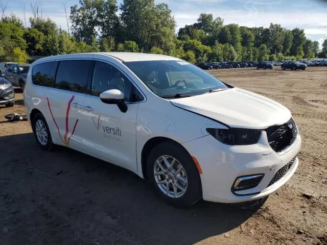 2023 CHRYSLER PACIFICA TOURING  