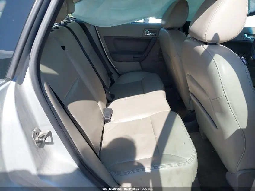 2010 FORD FOCUS SEL