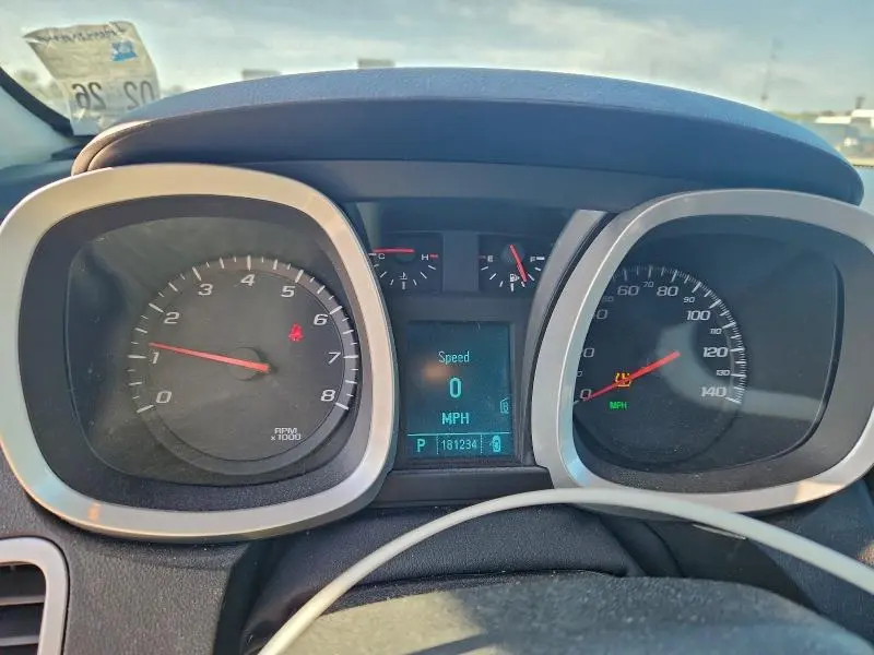 2011 CHEVROLET EQUINOX LT  