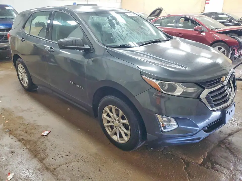 2018 CHEVROLET EQUINOX LS  