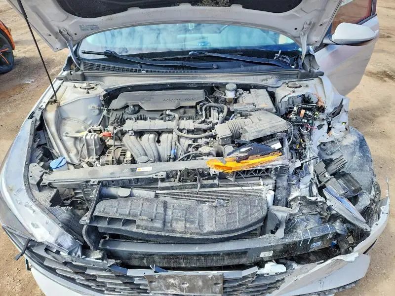 2022 HYUNDAI ELANTRA SEL  