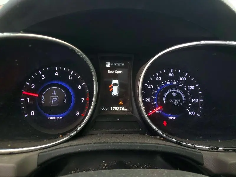 2016 HYUNDAI SANTA FE SE  